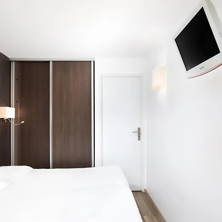 Sowell Residences Cret Voland 4*