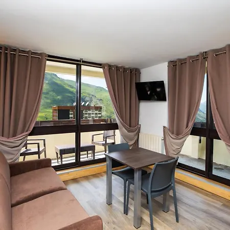 Sowell Residences Cret Voland 4*