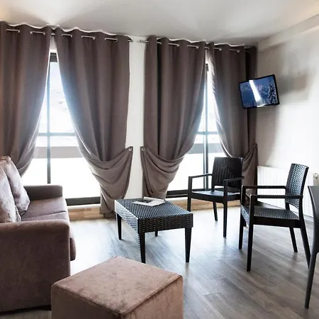 Sowell Residences Cret Voland Aparthotel 4*