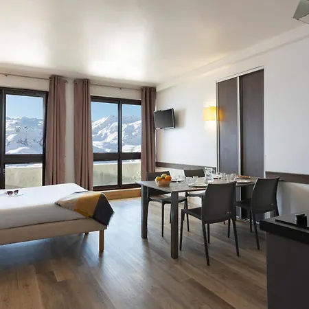 Sowell Residences Cret Voland Aparthotel