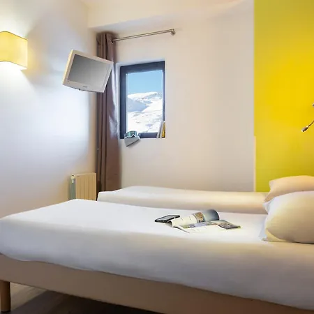 Sowell Residences Cret Voland