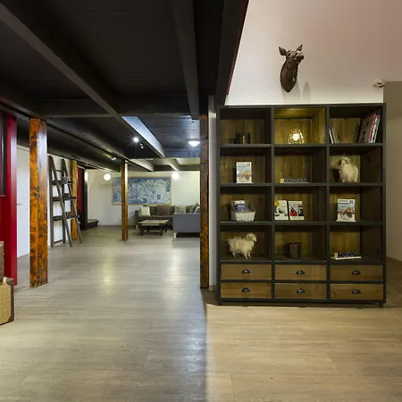 Sowell Residences Cret Voland