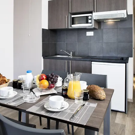 Aparthotel Sowell Residences Cret Voland 4*